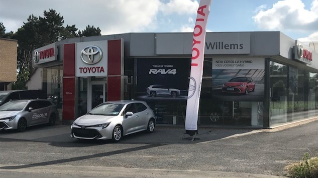dealer showroom